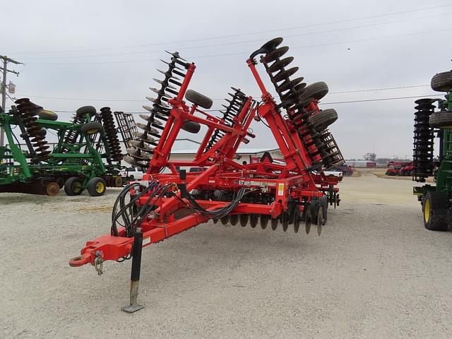 Image of Kuhn Krause Excelerator 8000 equipment image 1