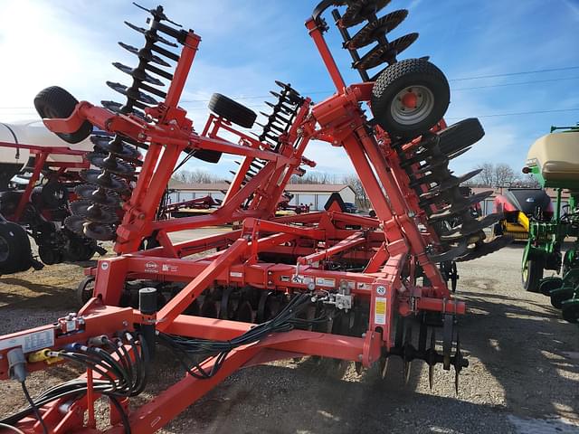 Image of Kuhn Krause Excelerator 8005 equipment image 4