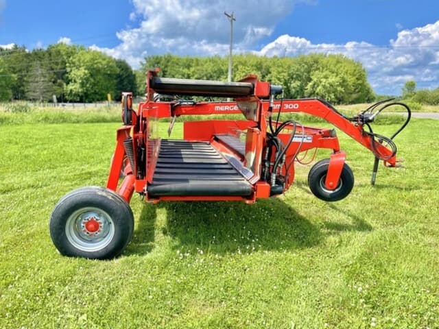 Image of Kuhn Merge-Maxx MM300 equipment image 2