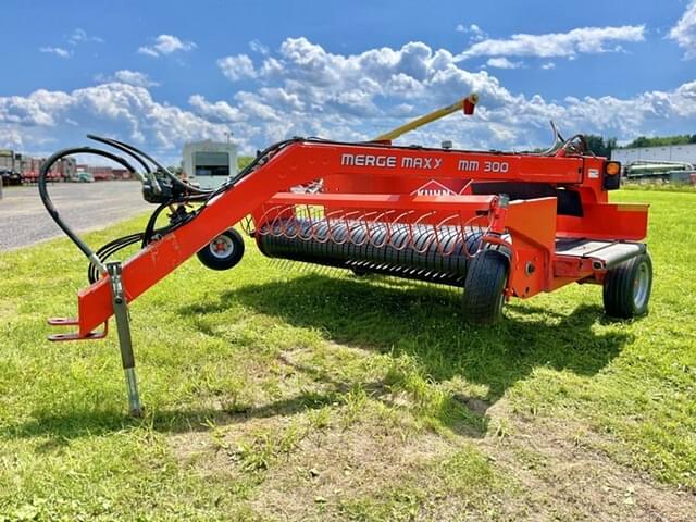 Image of Kuhn Merge-Maxx MM300 equipment image 1