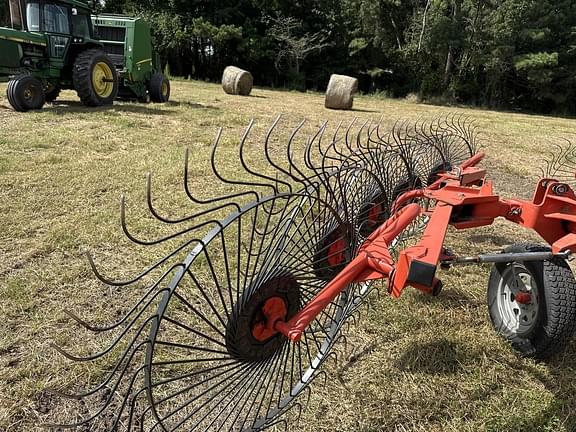 Image of Kuhn SR110 equipment image 4