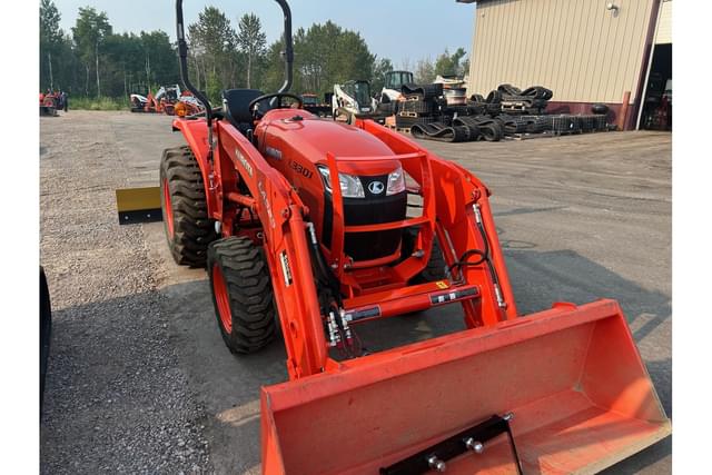 Image of Kubota L3301HST equipment image 1