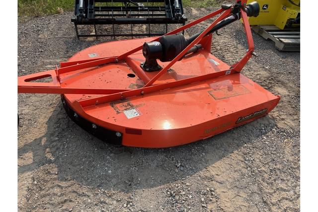 Image of Kubota L3301HST equipment image 4
