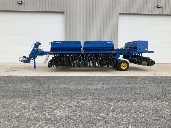 2016 Landoll 5531-40X7.5 Equipment Image0