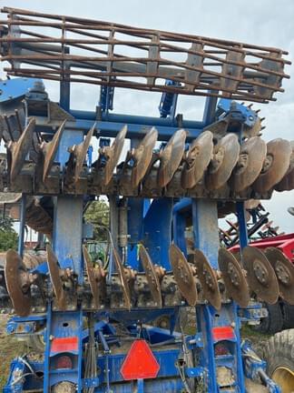 Image of Landoll 7832 equipment image 4