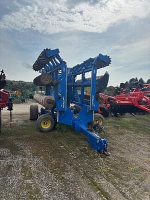 2016 Landoll 7832 Image
