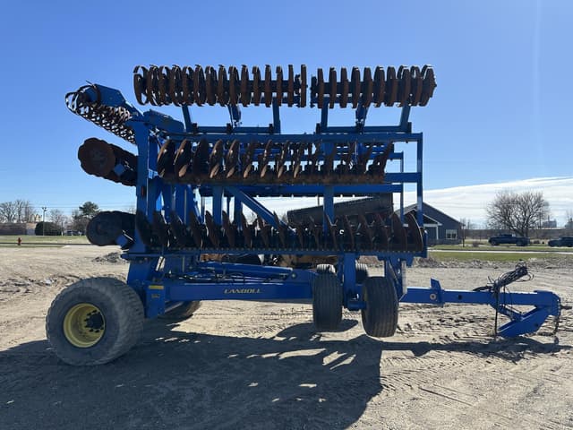 Image of Landoll 7833 equipment image 3