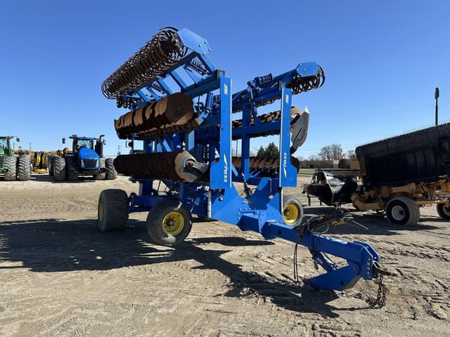 Image of Landoll 7833 equipment image 2