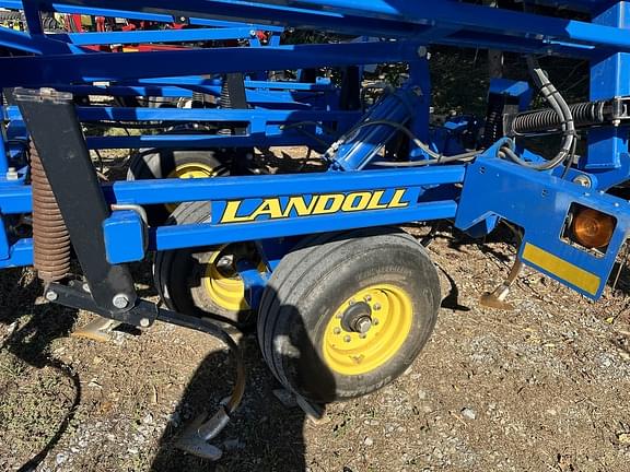 Image of Landoll 9630 equipment image 2