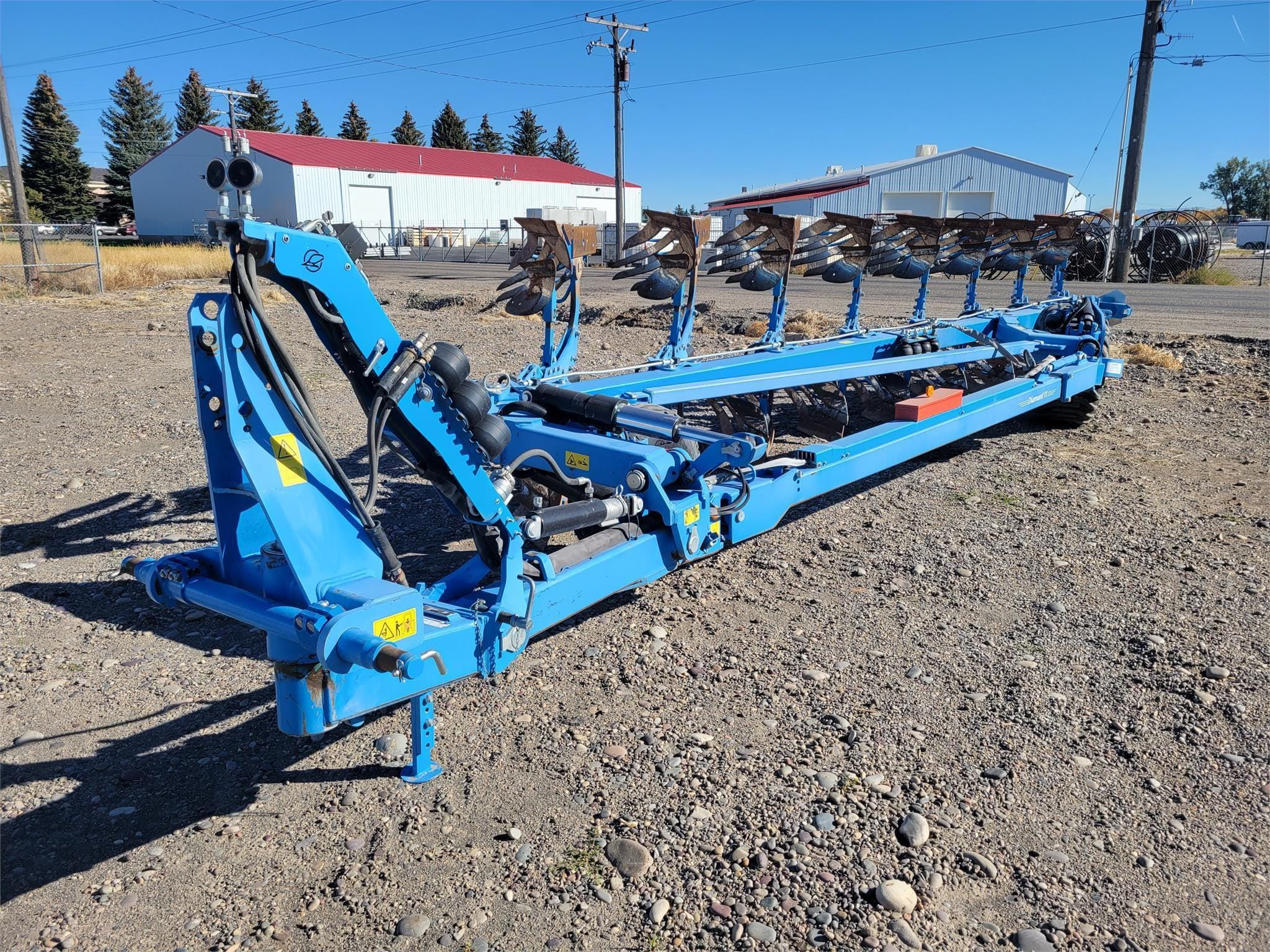 2016 Lemken DIAMANT 11 7+1L100 Equipment Image0