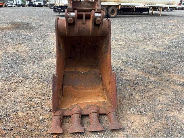Image of Link-Belt 235X3 equipment image 4