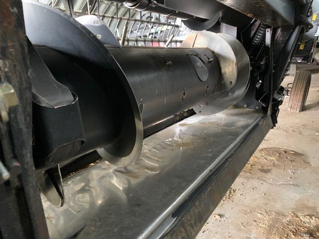 Image of MacDon Undetermined equipment image 3
