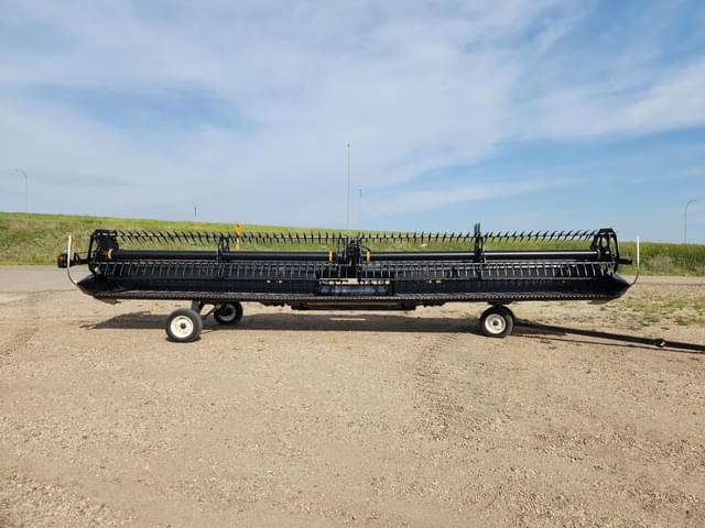 Image of MacDon FD75S equipment image 1