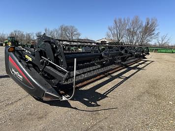Main image MacDon FD75