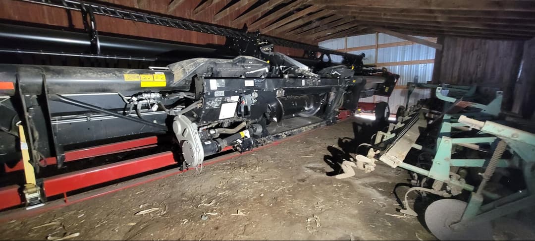 Image of MacDon FD75S Image 1