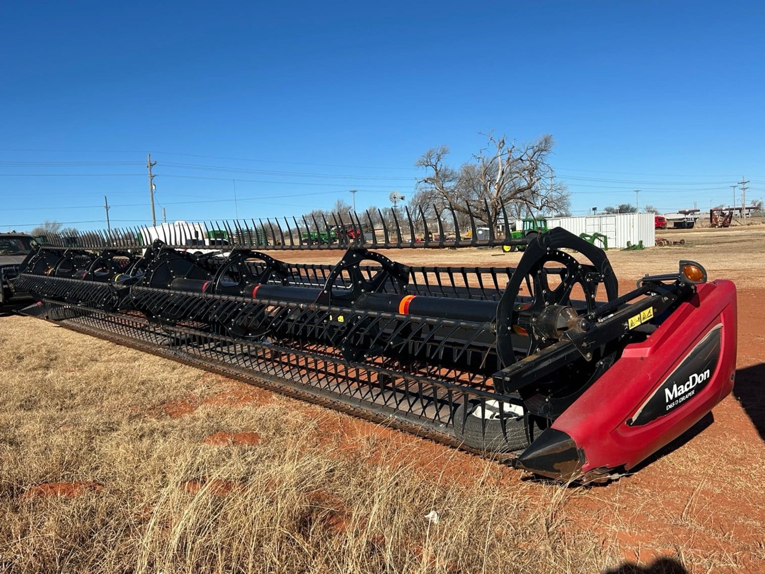 2016 MacDon D65-D Equipment Image0