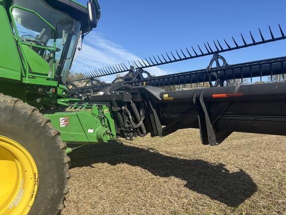 Image of MacDon FD75-35 equipment image 2