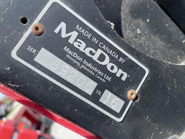 Image of MacDon FD75 equipment image 4