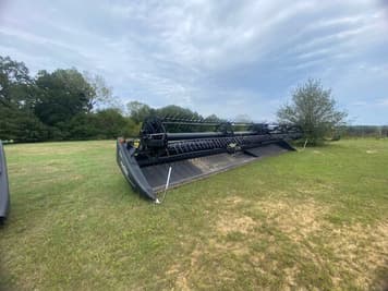 Main image MacDon FD75