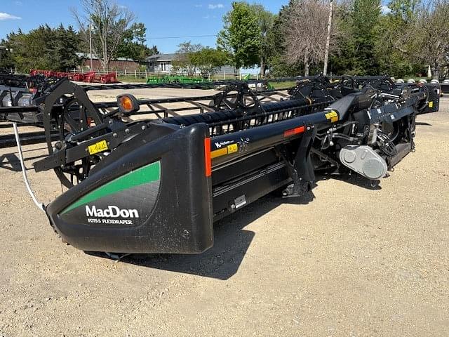 Image of MacDon FD75 equipment image 1