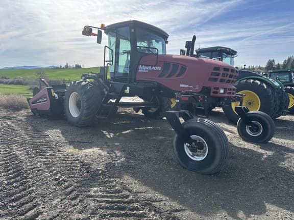 Image of MacDon M155E4 equipment image 3