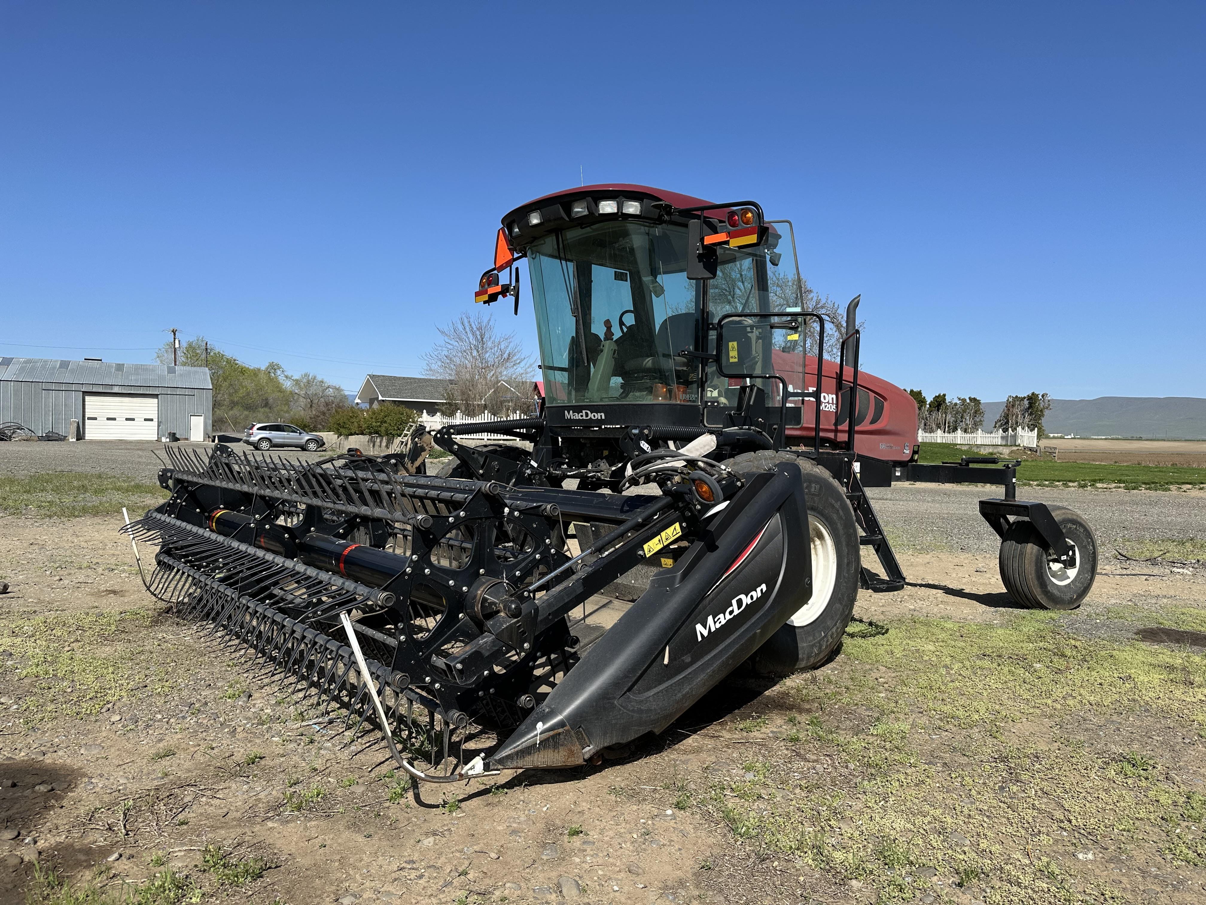 Main image MacDon M205