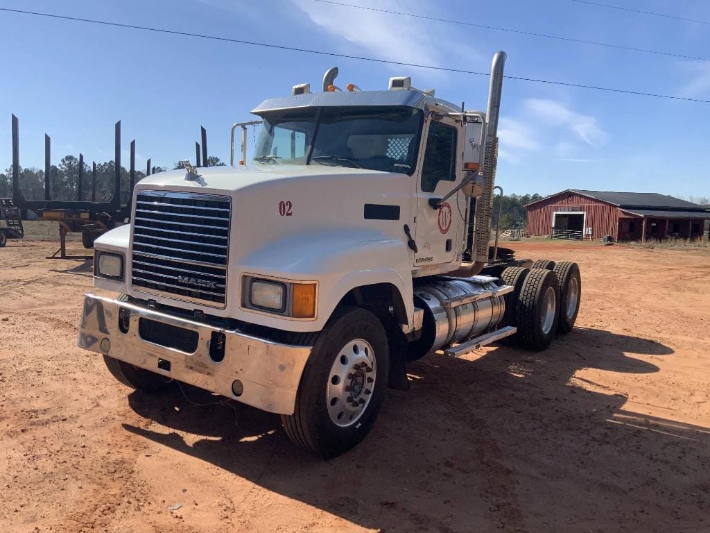 2016 Mack CHU613 Equipment Image0