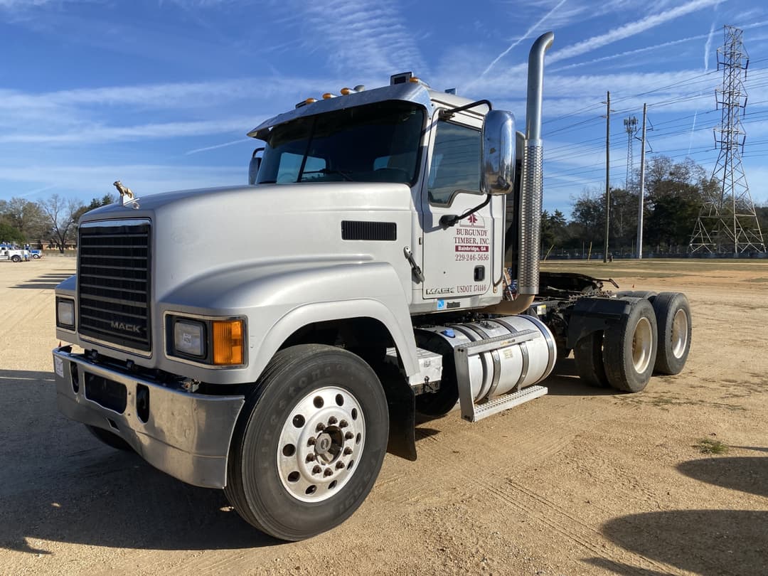 Image of Mack CHU613 Primary image