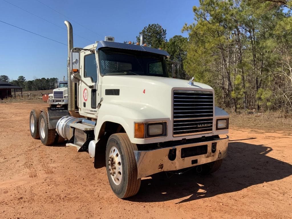 Image of Mack CHU613 Primary image