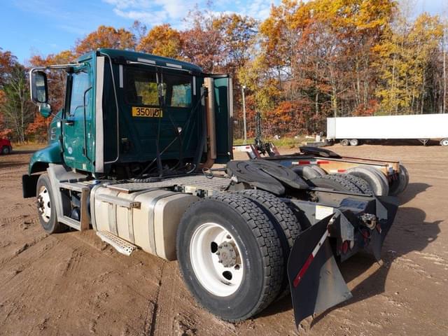 Image of Mack CXU612 equipment image 4