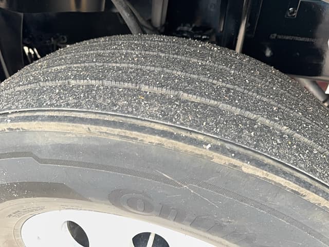 Image of Mack CXU613 equipment image 4