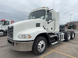 2016 Mack CXU613 Image