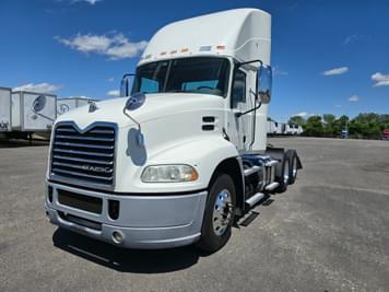 Main image Mack CXU613