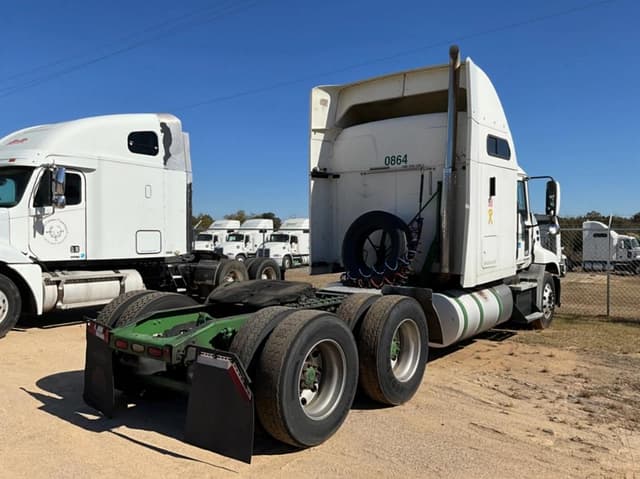 Image of Mack CXU613 equipment image 4