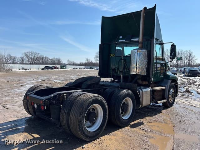 Image of Mack CXU613 equipment image 4