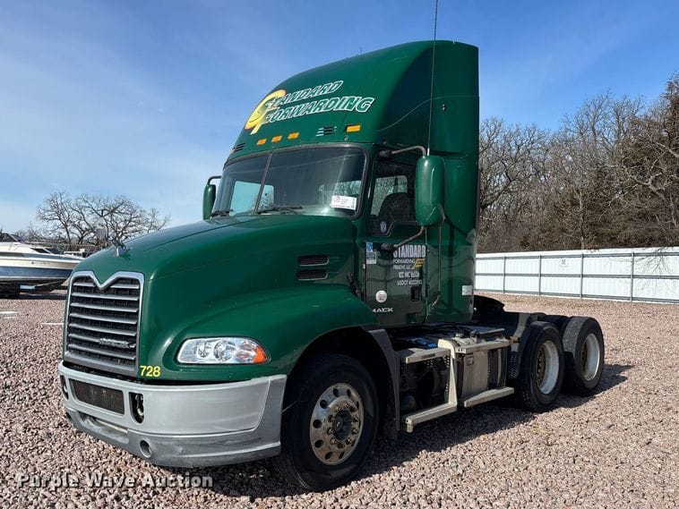 2016 Mack CXU613 Equipment Image0