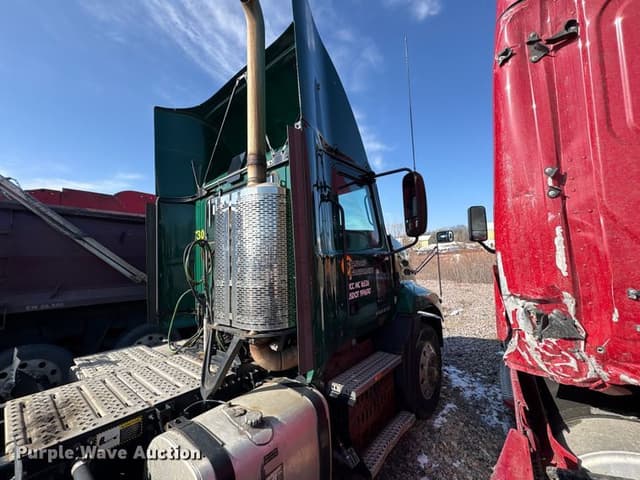 Image of Mack CXU613 equipment image 3