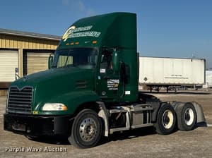 2016 Mack CXU613 Image
