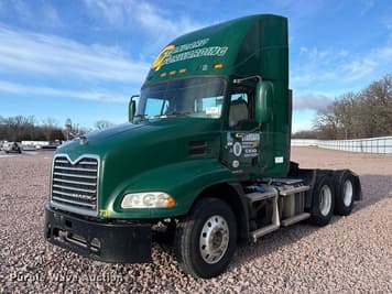 Main image Mack CXU613