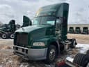 2016 Mack CXU613 Image