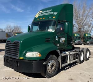 2016 Mack CXU613 Image