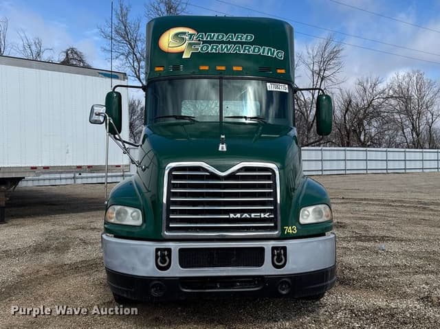 Image of Mack CXU613 equipment image 1