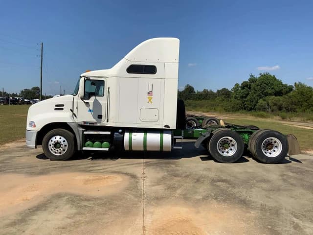 Image of Mack CXU613 equipment image 3