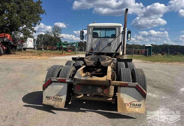 Image of Mack CXU613 equipment image 4