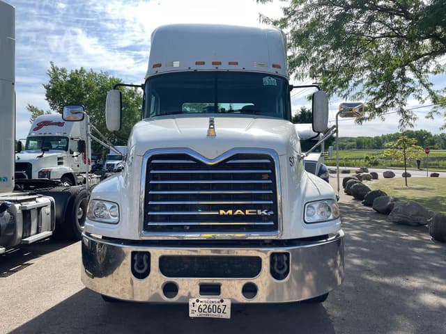 Image of Mack CXU613 equipment image 1