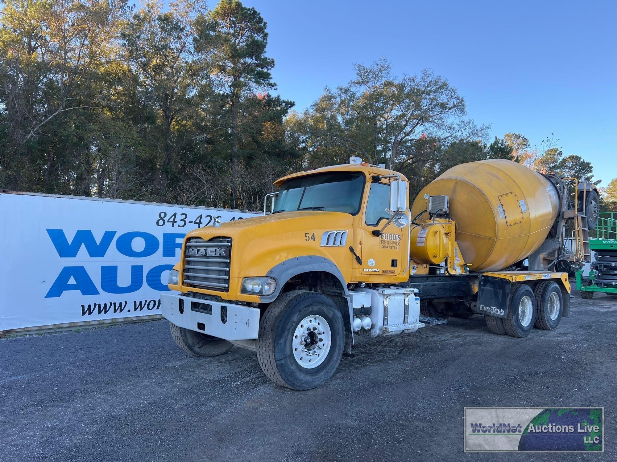 Main image Mack Granite GU713