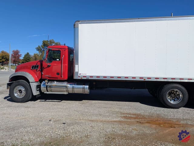 Image of Mack Granite GU713 equipment image 4