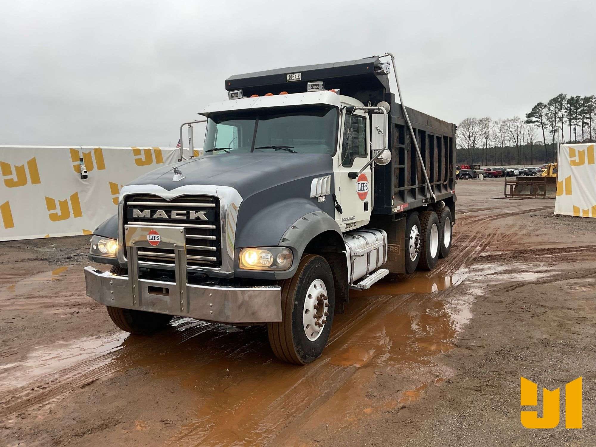 2016 Mack GU713 Equipment Image0
