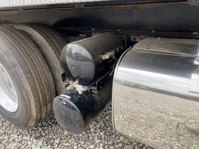 Image of Mack GU713 equipment image 4