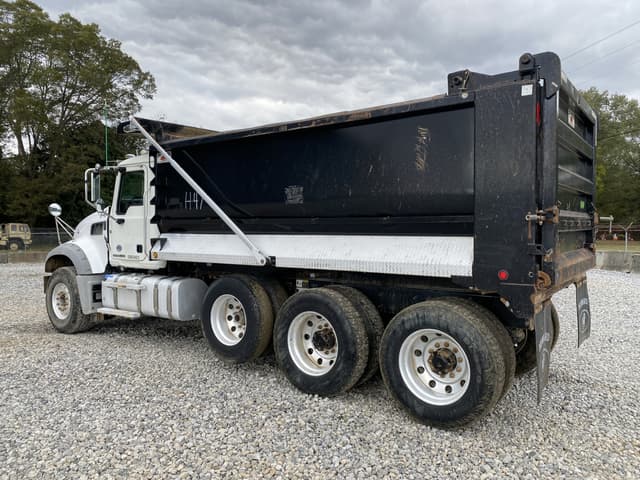 Image of Mack GU713 equipment image 1